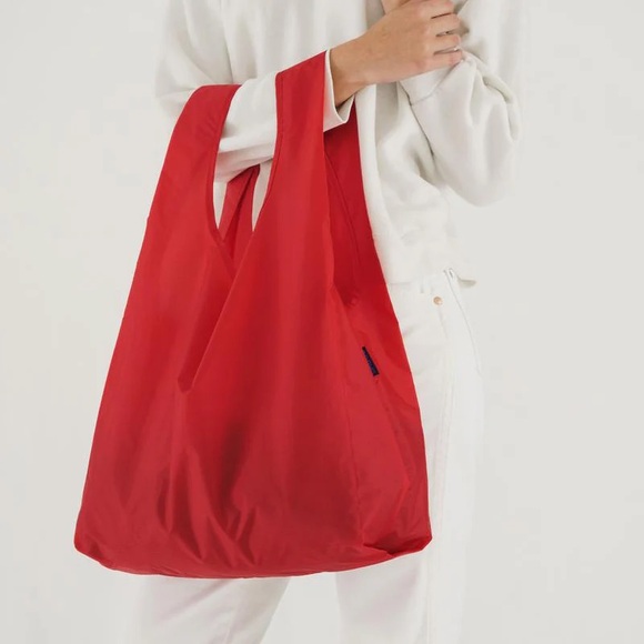 BAGGU Standard Reusable Bag - Red - Picture 4 of 6